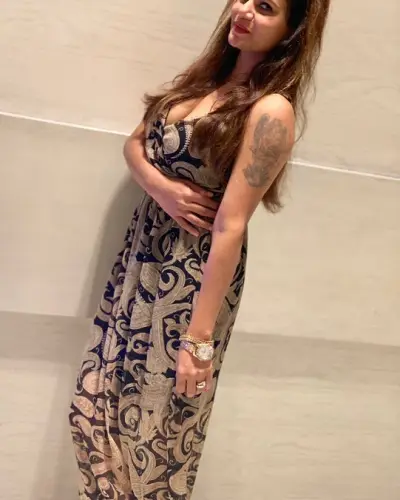 Lepakshi Escort